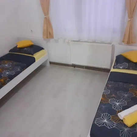 Dalal - With Access To River Apartman